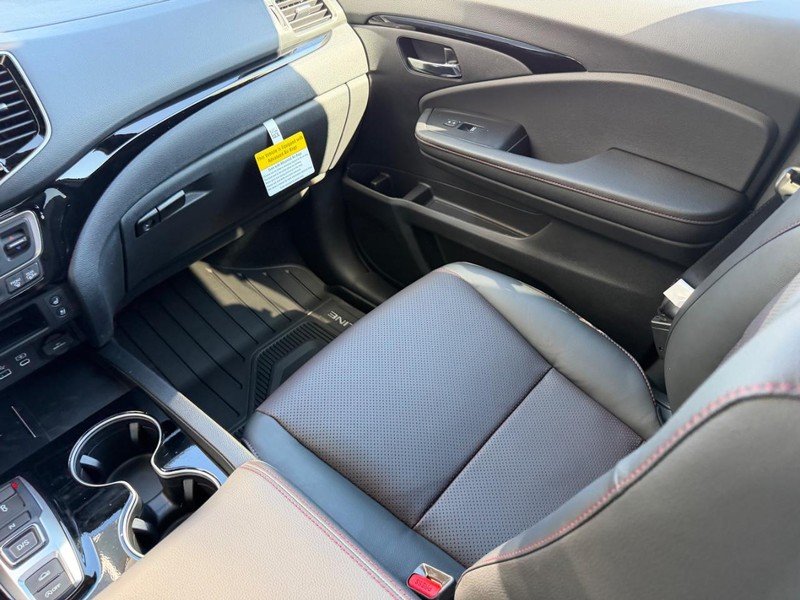 2026 Honda Ridgeline Black Edition - Photo 18