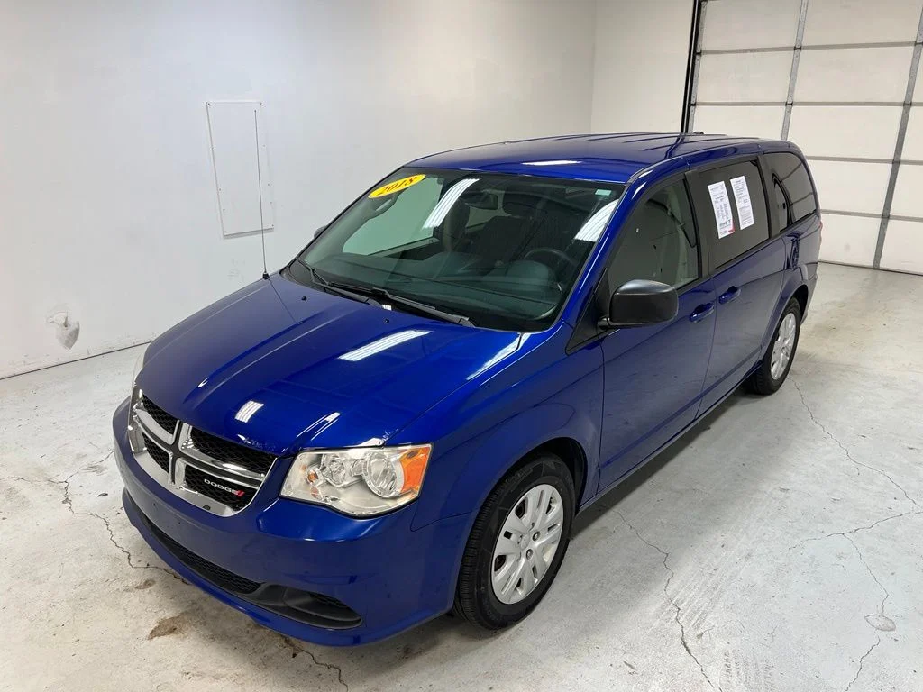 Used 2018 Blue Dodge SE image 6