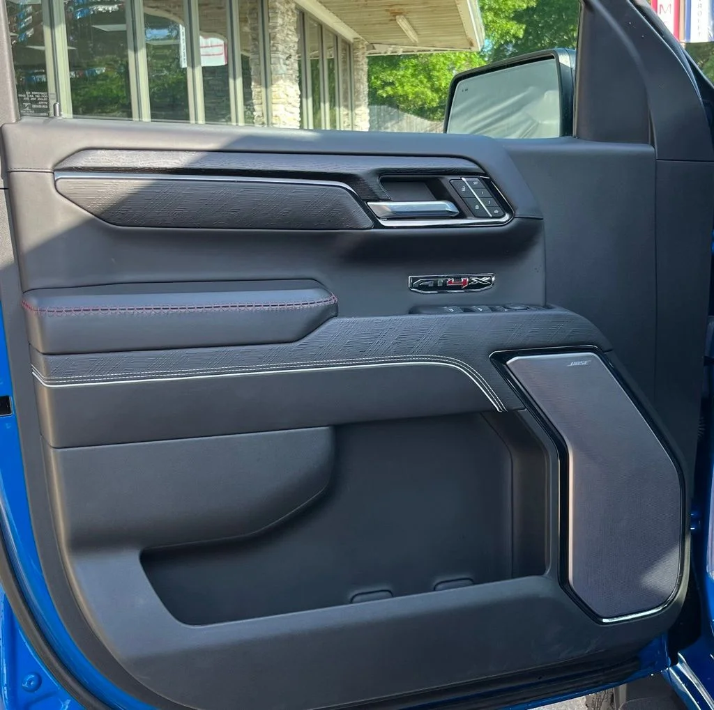Used 2023 Blue GMC AT4X image 19