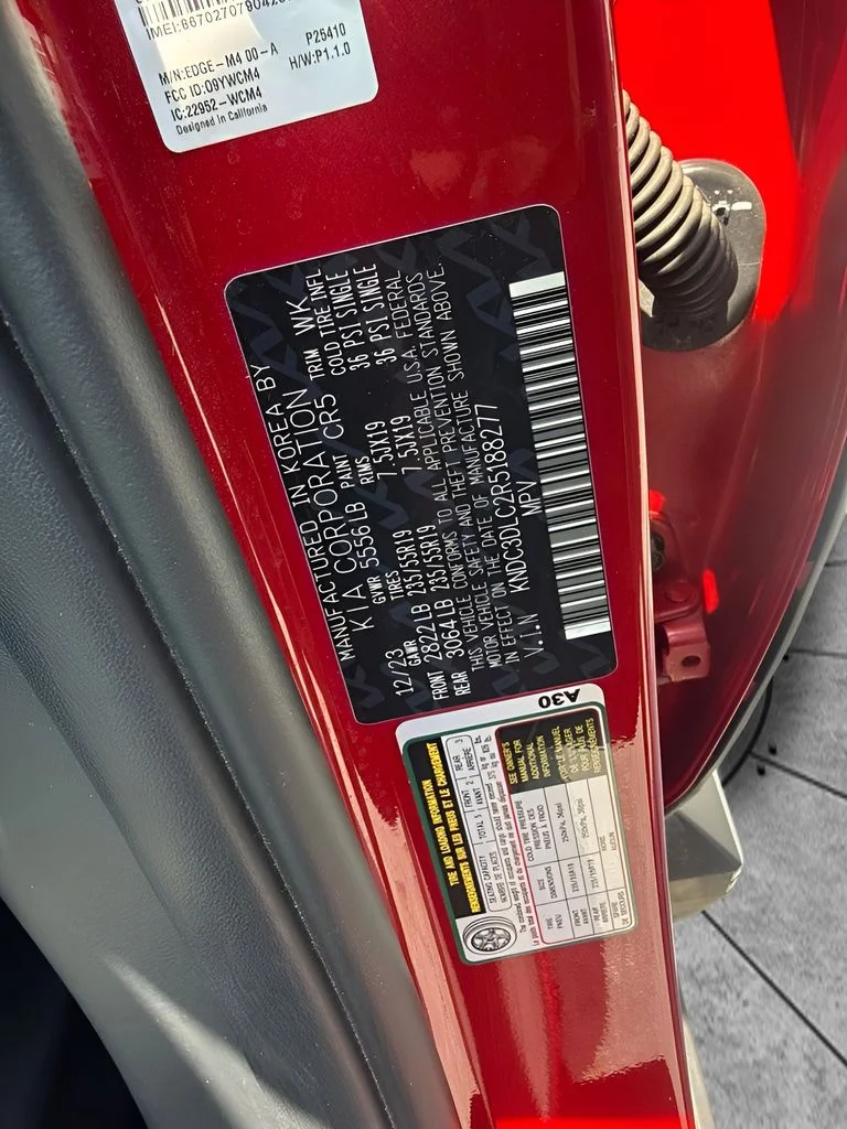 Used 2024 Red Kia Light image 22
