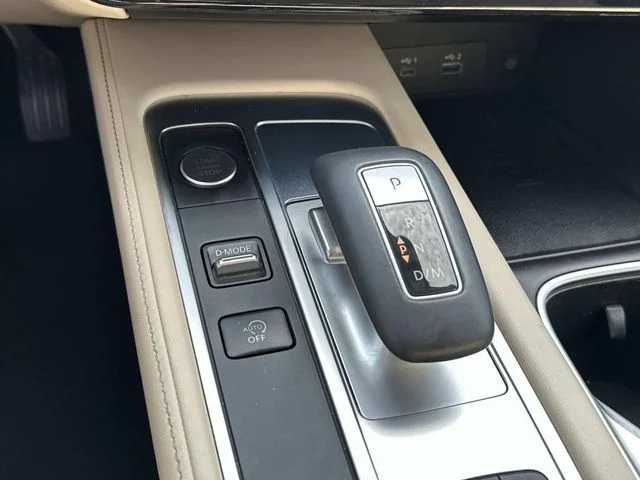 Used 2023 Blue INFINITI Sensory image 25