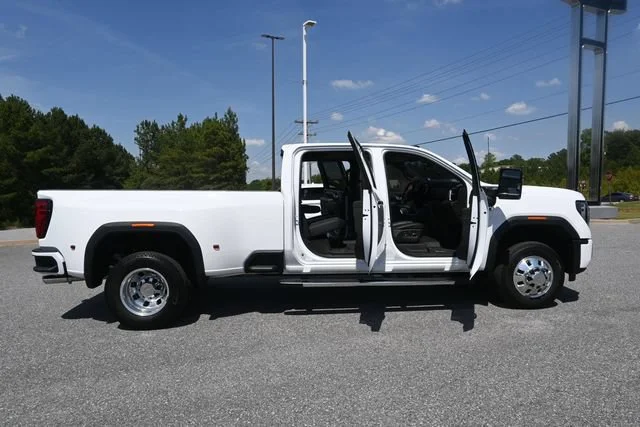 Used 2024 Summit White GMC Denali DRW image 26