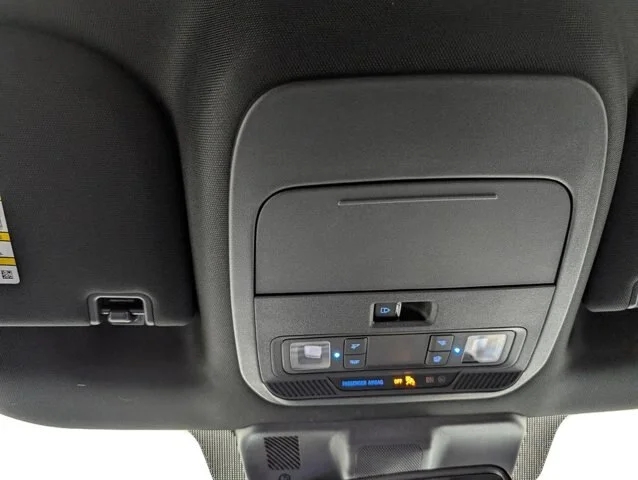 New 2026 Oxford White Ford XLT image 43