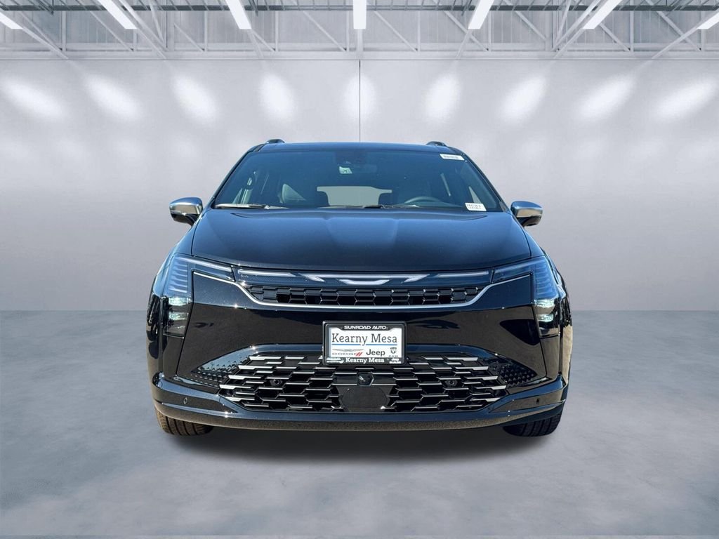 New 2027 Diamond Black Crystal Pearl-Coat Exterior Paint Chrysler Pinnacle image 2