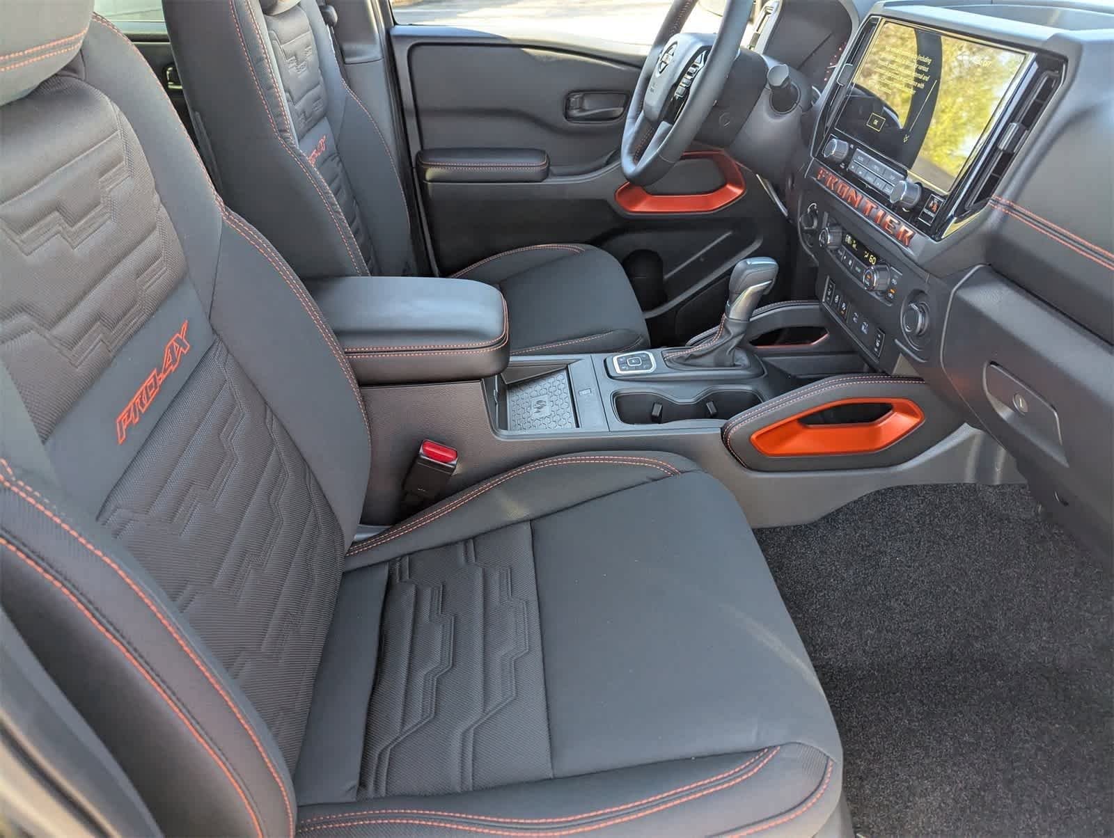 2026 Nissan Frontier PRO-4X - Photo 12