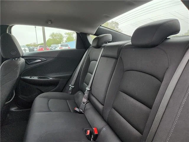 Used 2024 Gray Chevrolet 1LT image 9