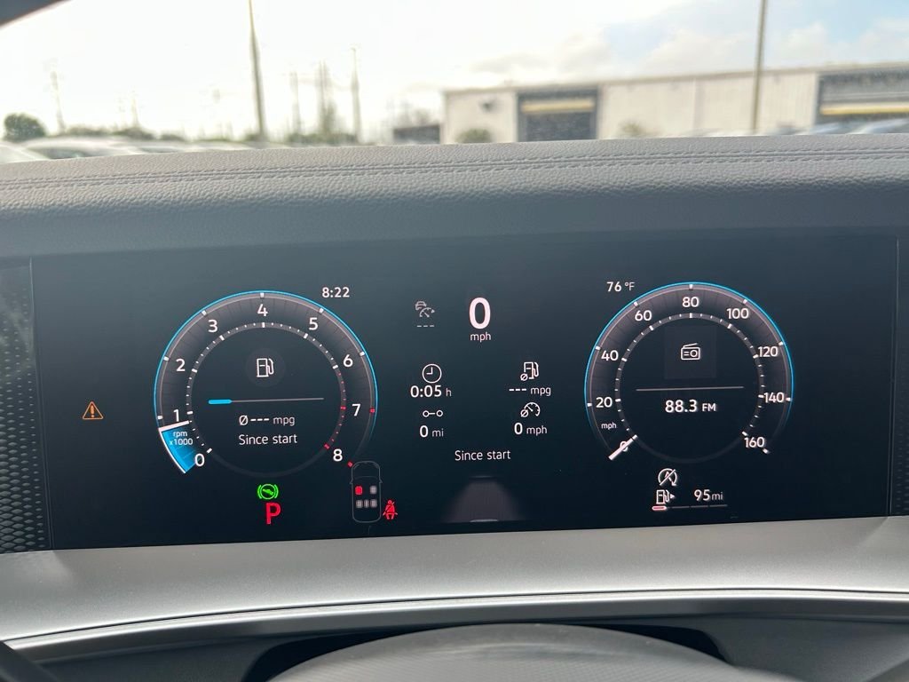 New 2026 White/off-white Volkswagen 2.0T SE R-Line Black image 23