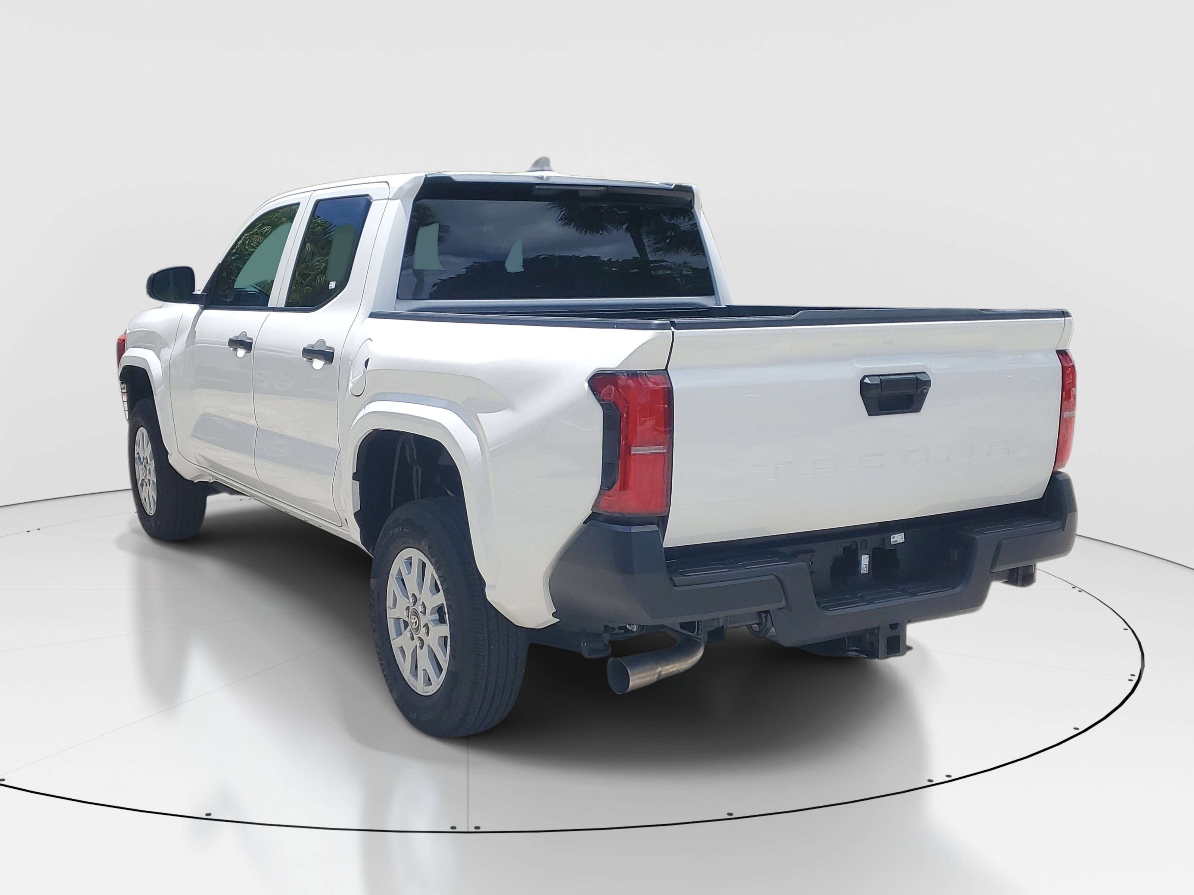 Certified Used 2025 Ice Toyota SR image 5