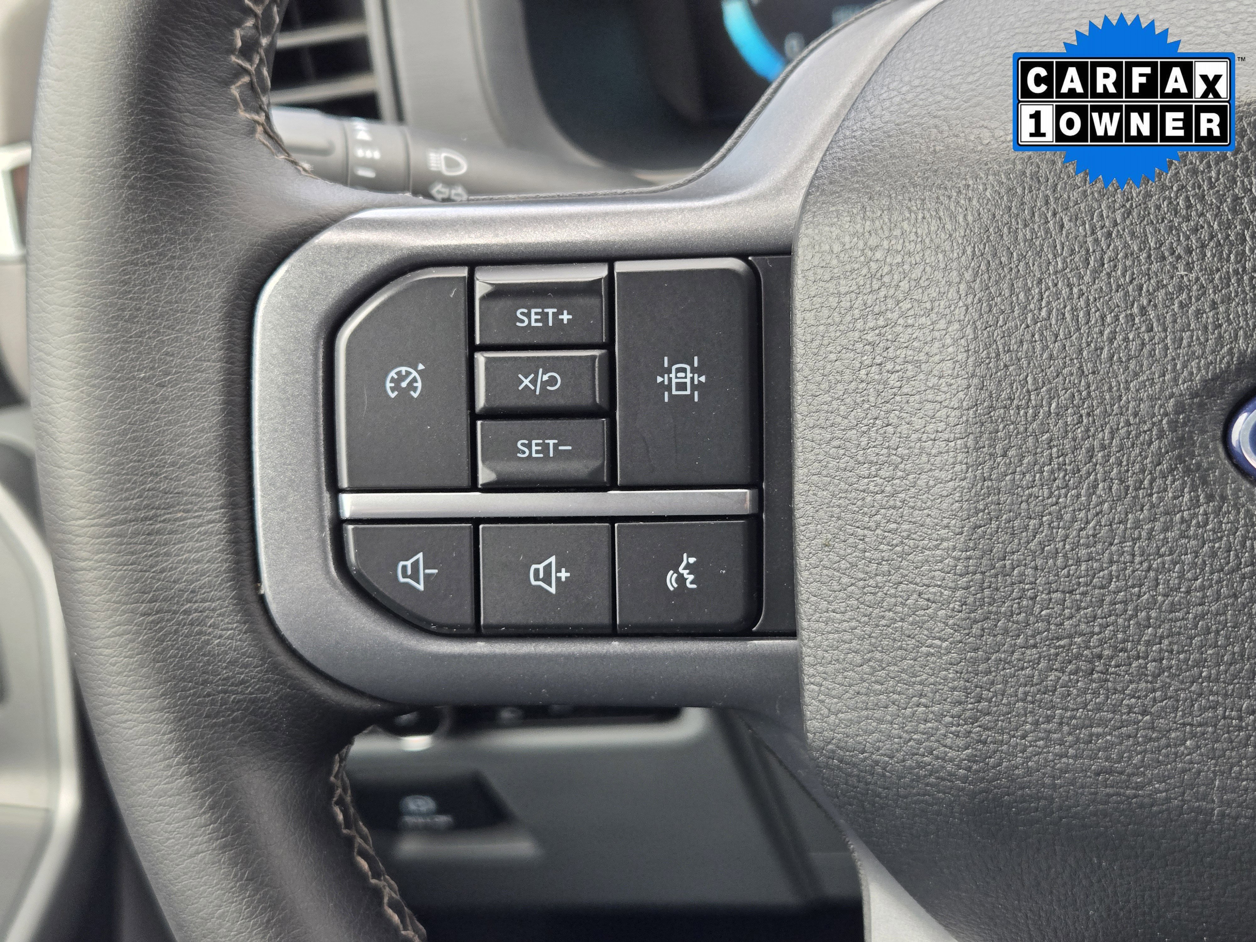 Used 2025 Gray Metallic Ford XLT image 24