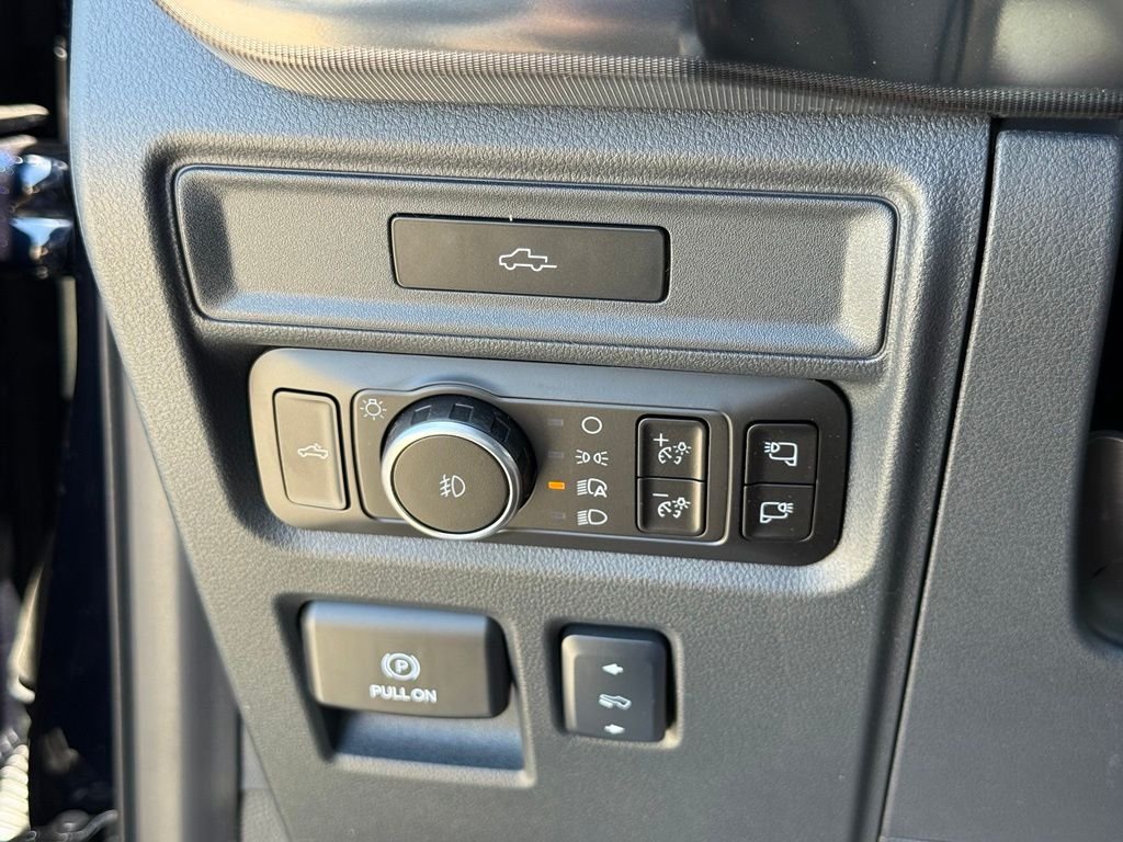 New 2026 Antimatter Blue Metallic Ford Platinum® image 16