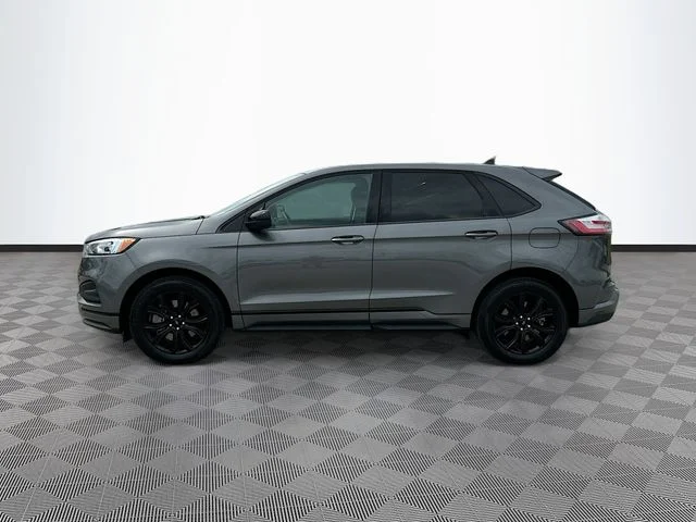 Used 2024 Gray Ford SE image 8
