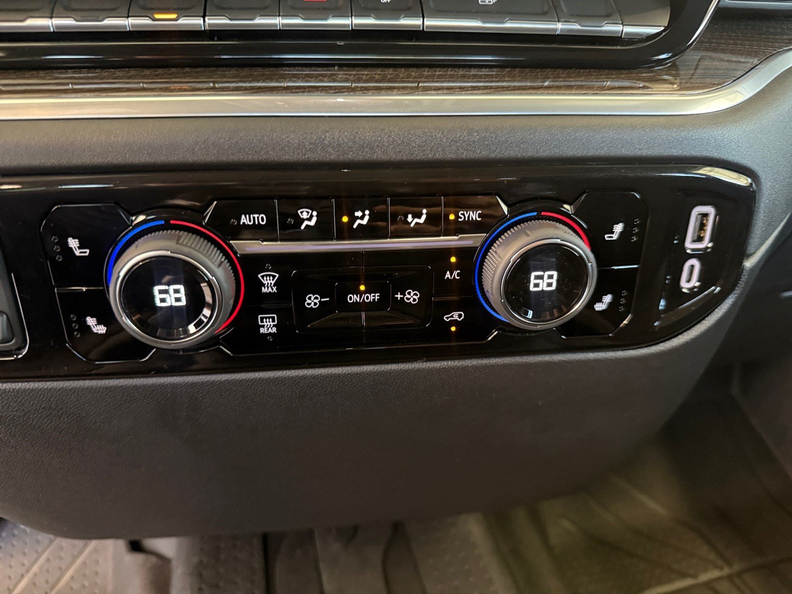 2026 Chevrolet Silverado 1500 RST - Photo 28