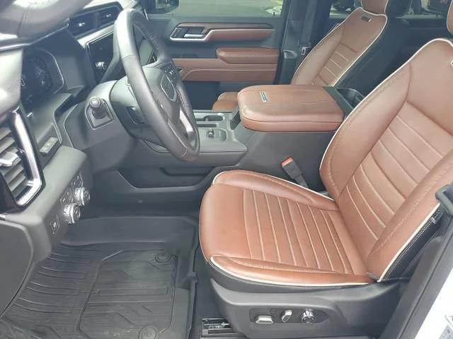 Used 2026 Summit White GMC Denali Ultimate image 5