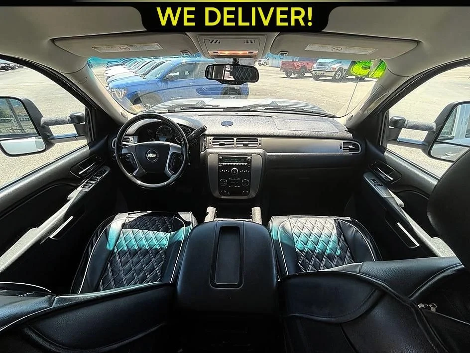 Used 2013 Silver Chevrolet LTZ image 13