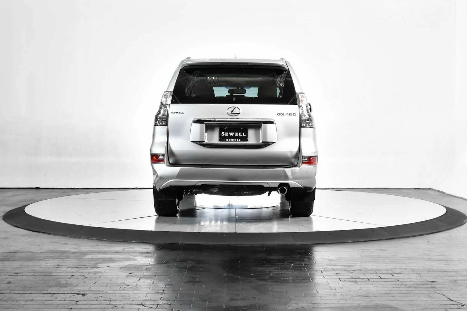 Used 2014 Tungsten Pearl Lexus  image 5