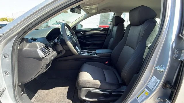 Used 2021 Silver Honda LX image 31