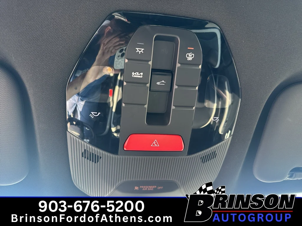 Used 2025 Morning Haze Kia GT-Line image 23