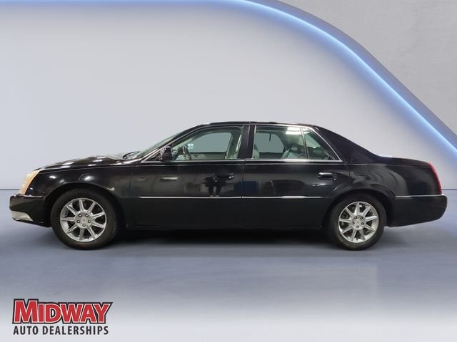 Used 2011 Cadillac DTS Luxury Collection with VIN 1G6KD5E62BU118024 for sale in Kearney, NE