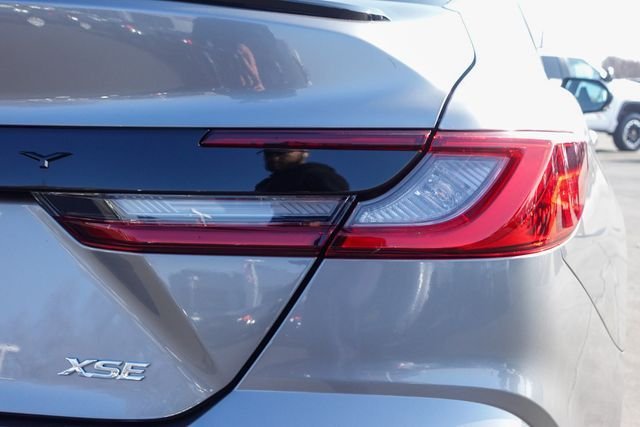 New 2026 Heavy Metal with Midnight Black Metallic roof <sup>1</sup> Toyota  XSE image 7
