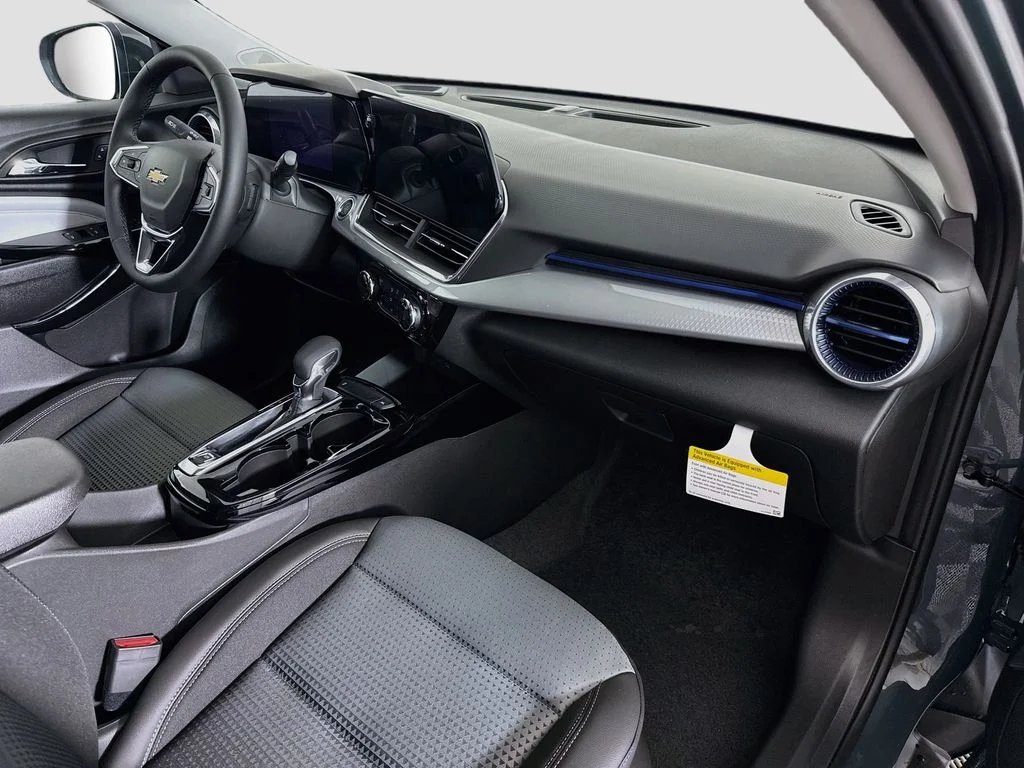 2026 Chevrolet Trax LT - Photo 26