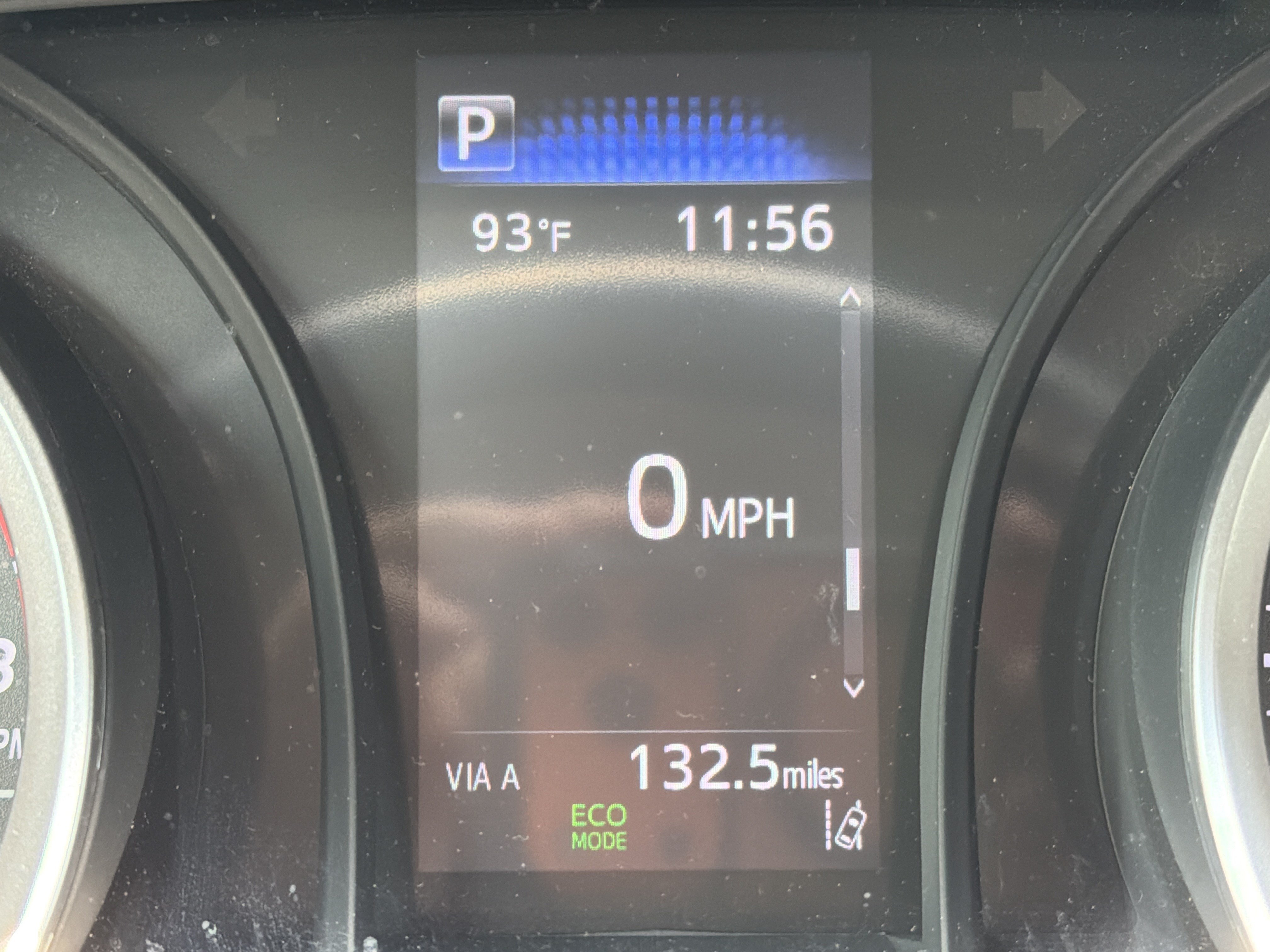 Used 2024 Ice Toyota LE image 13