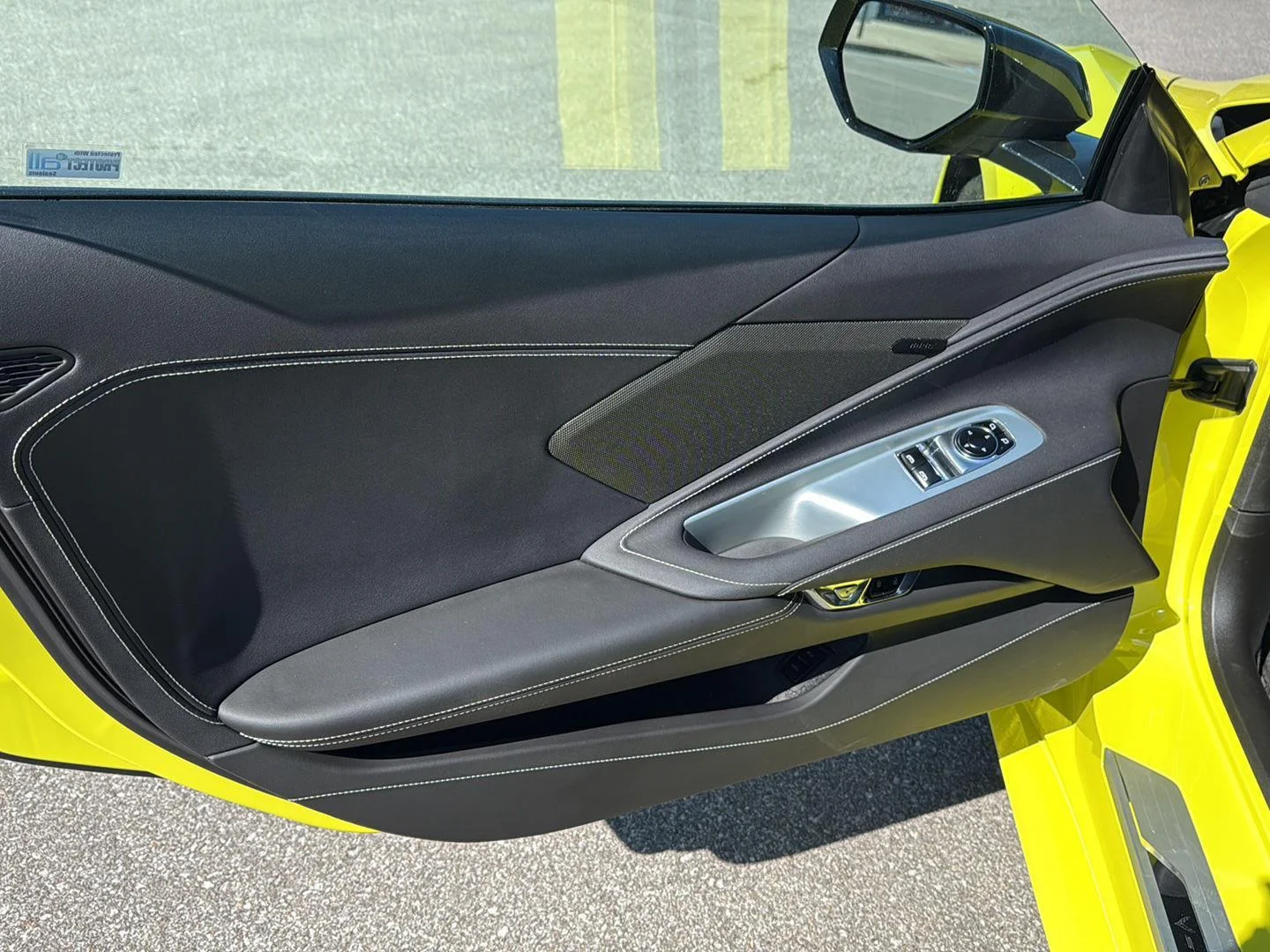 2023 Chevrolet Corvette 1LT - Photo 17