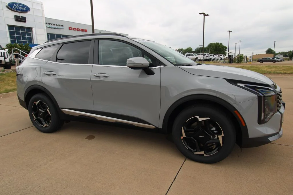 New 2026 Gray Kia EX image 3