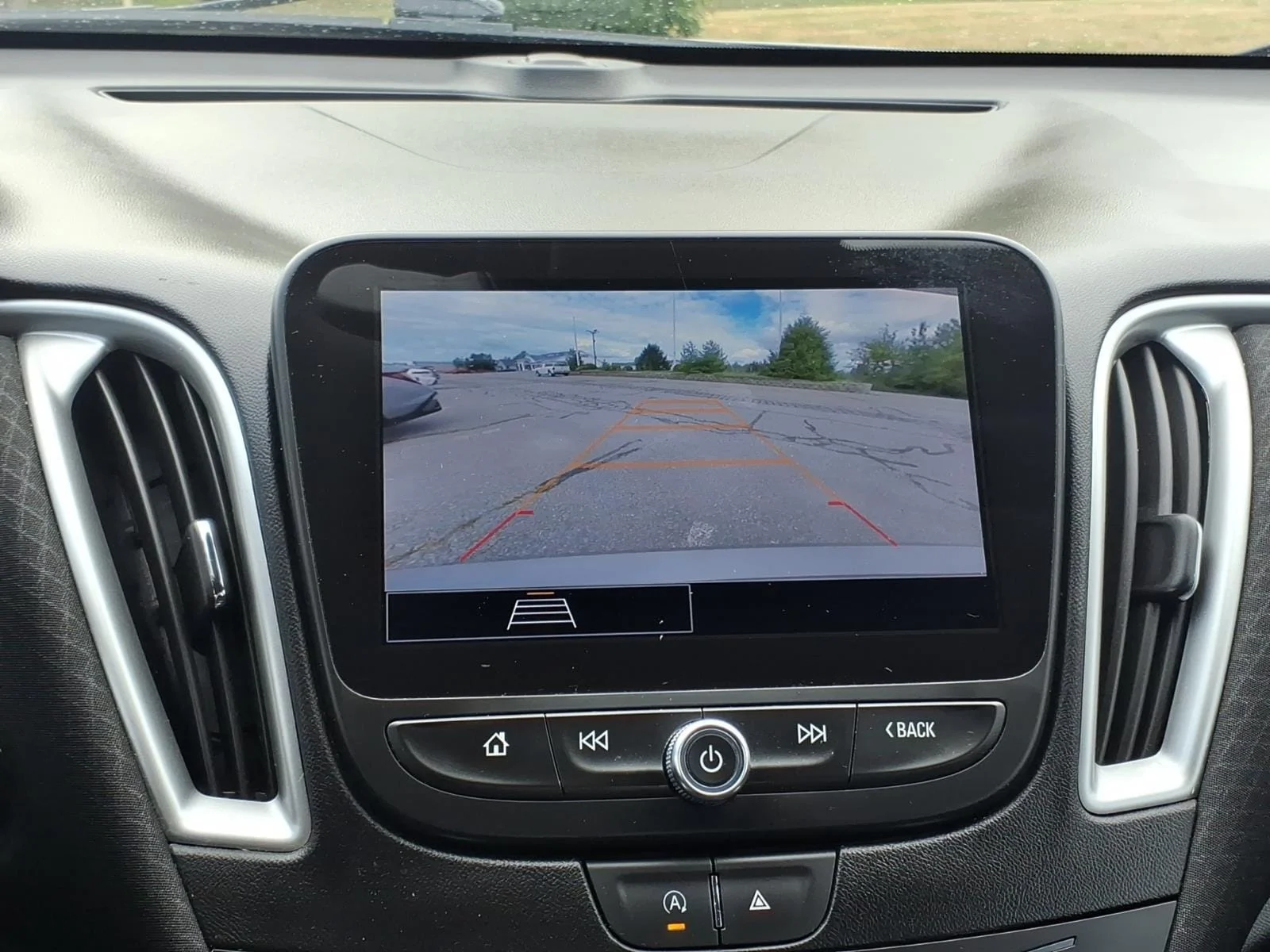 Used 2024 Mineral Gray Metallic Chevrolet LT image 25