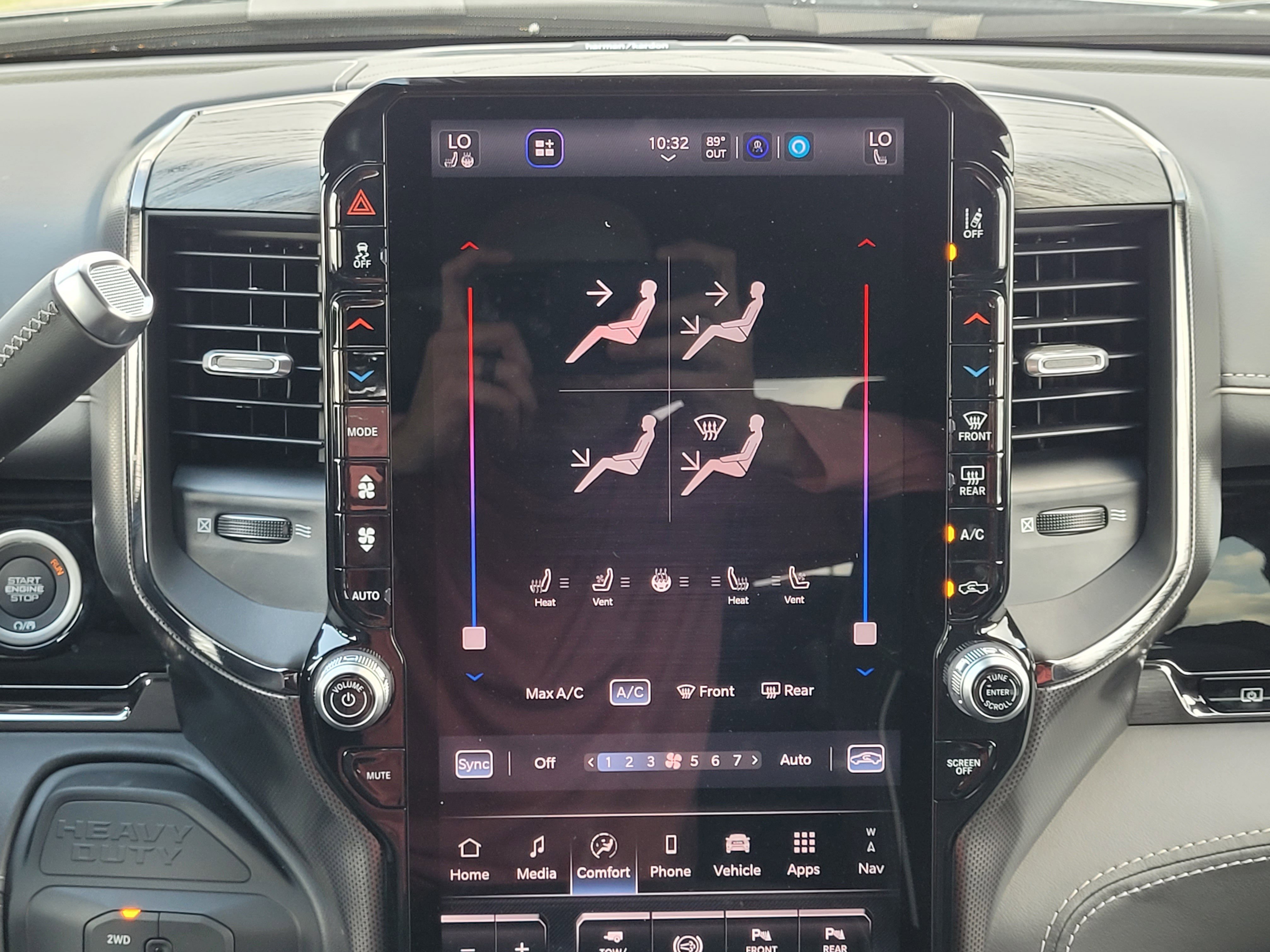 2025 RAM 3500 Limited - Photo 15