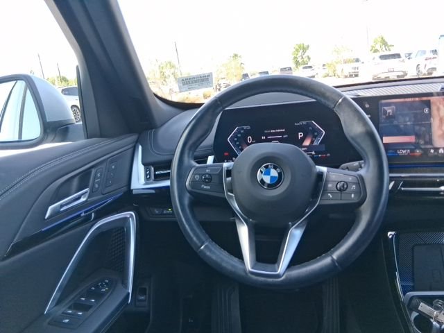 Used 2024 Silver BMW xDrive28i image 9