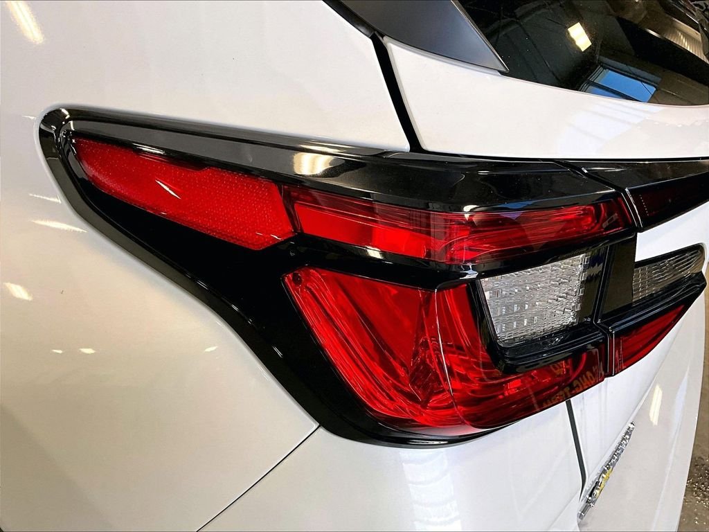 Used 2024 White Subaru Limited image 35