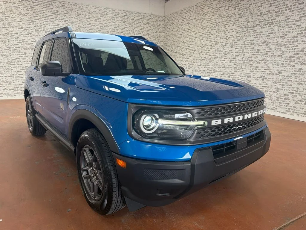 Used 2025 Blue Ford Big Bend image 7