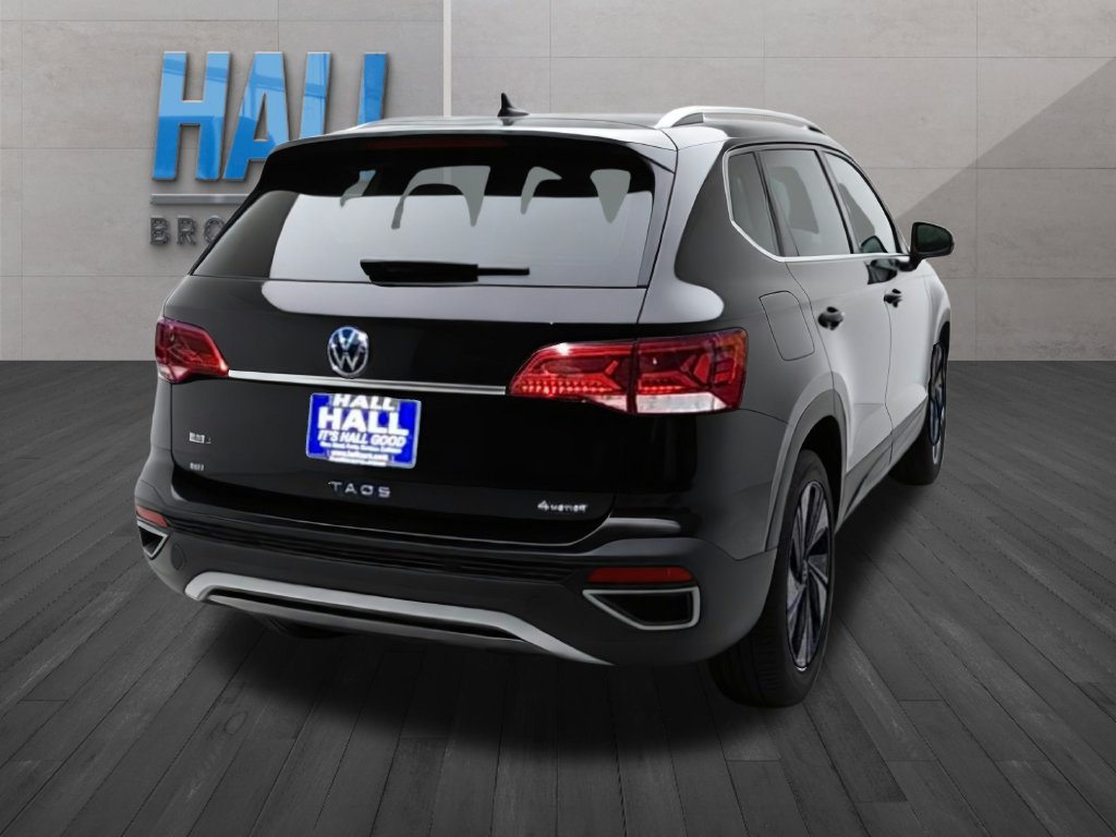 Certified Used 2024 Black Volkswagen 1.5T SE image 6