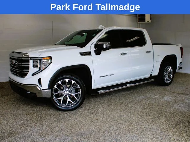2022 GMC Sierra 4WD Crew Cab Short Box SLT's photo