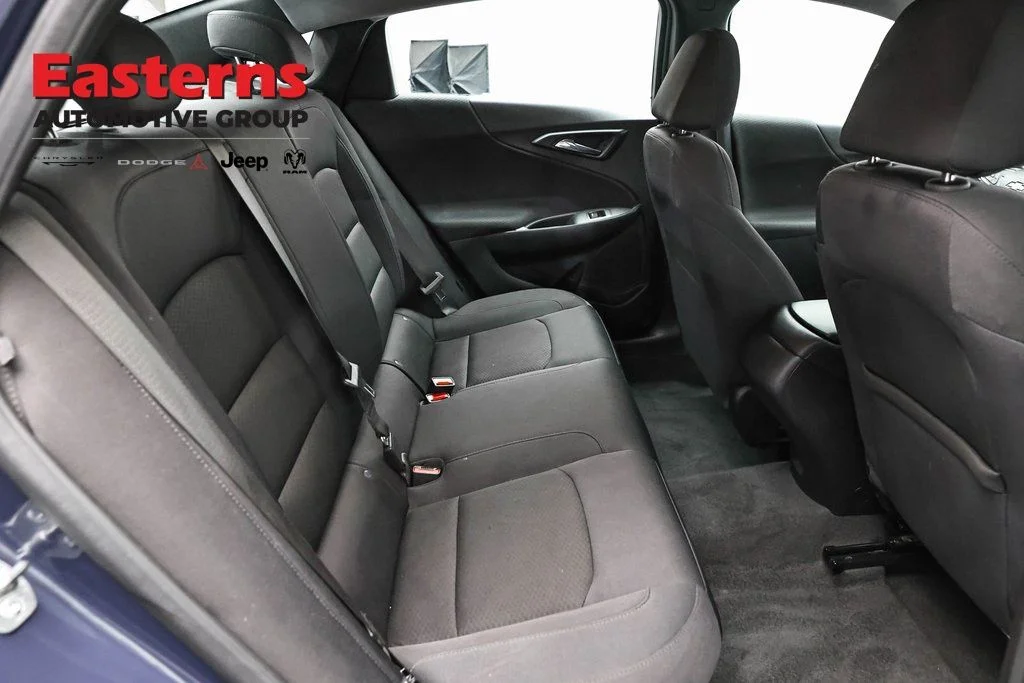 Used 2025 Black Chevrolet RS image 23