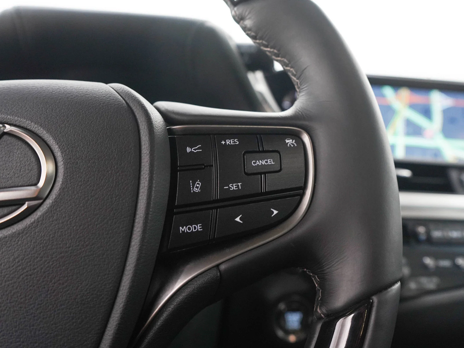 Used 2019 Moonbeam Beige Met Lexus  image 25