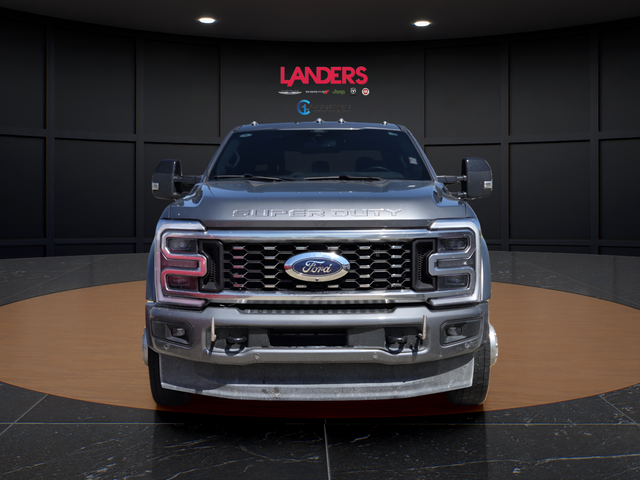 2025 Ford Super Duty F-450 Platinum