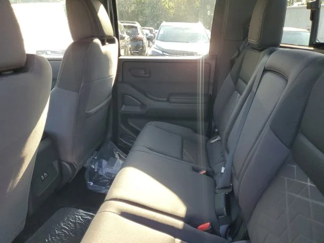 New 2026 Boulder Gray Pearl Nissan Crew Cab SV image 24