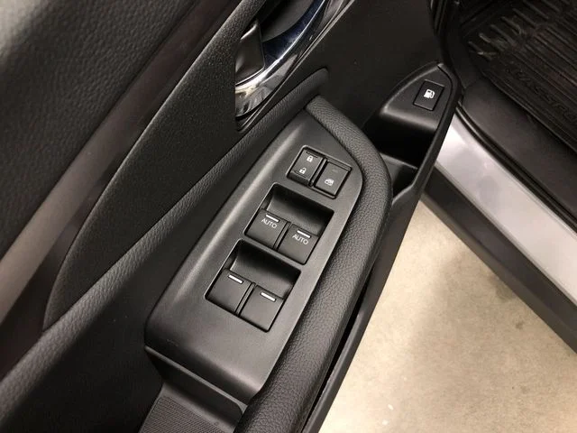 Certified Used 2019 Lunar Silver Metallic Honda Sport image 13