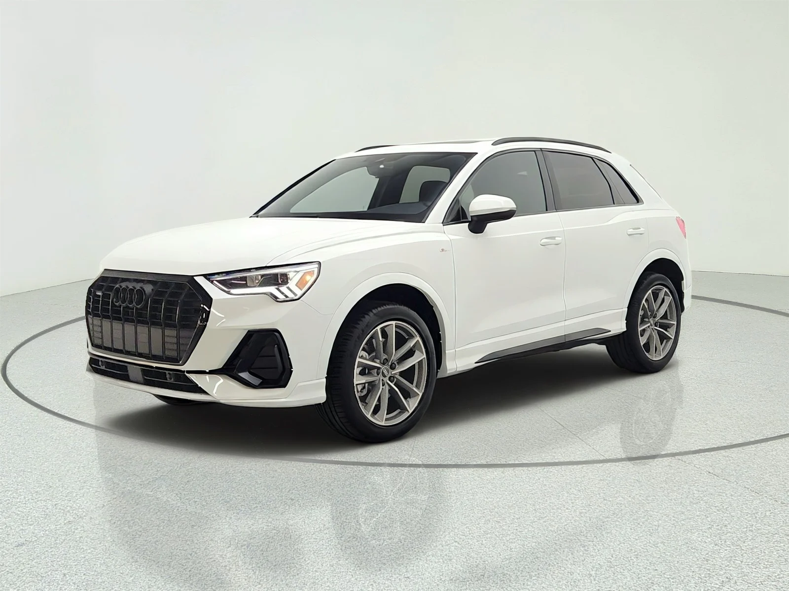 Used 2025 Glacier White Metallic Audi S line Premium image 1
