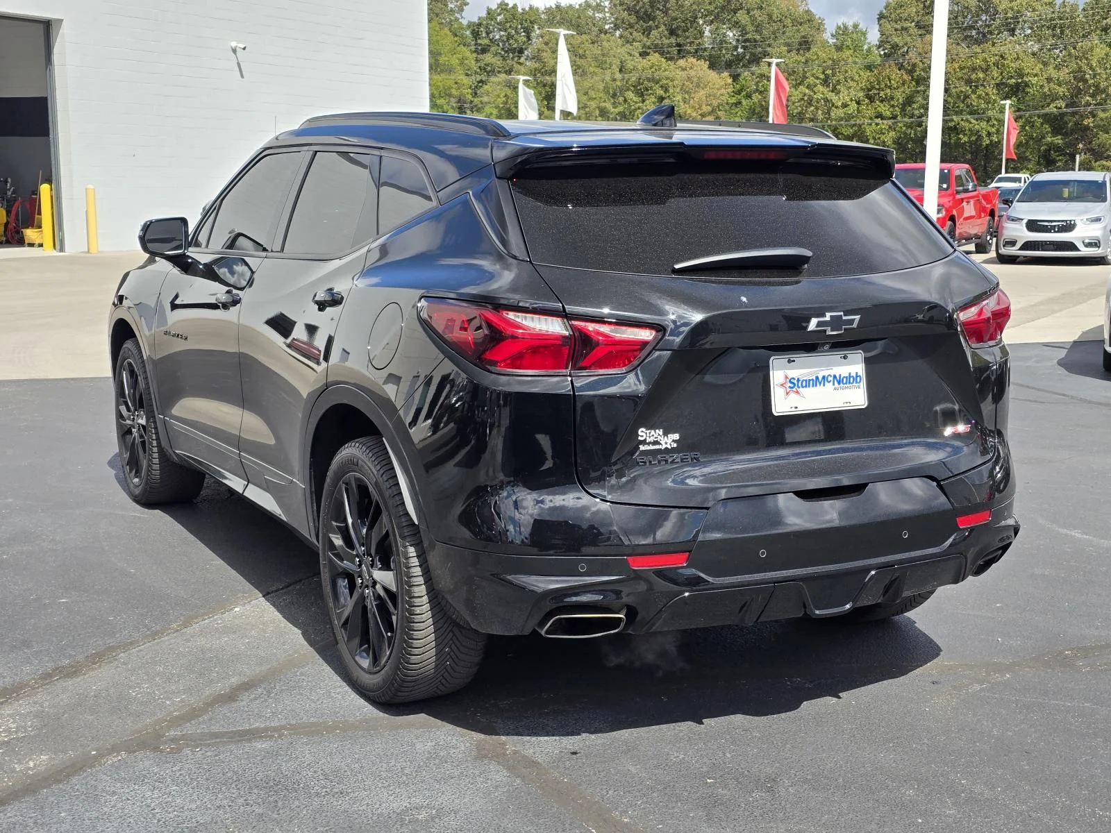 Used 2022 BLACK Chevrolet RS image 4