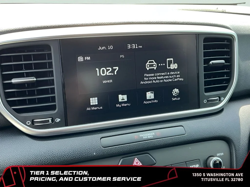 Used 2022 Red Kia LX image 39