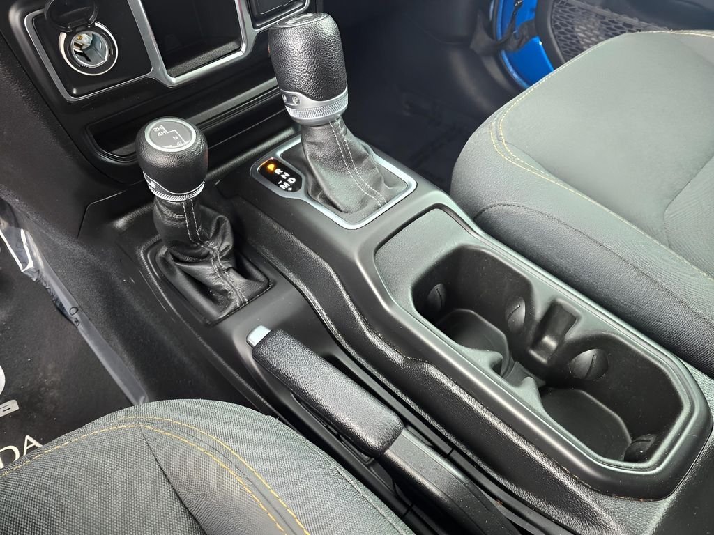 Used 2024 Hydro Blue Pearlcoat Jeep Sport image 21