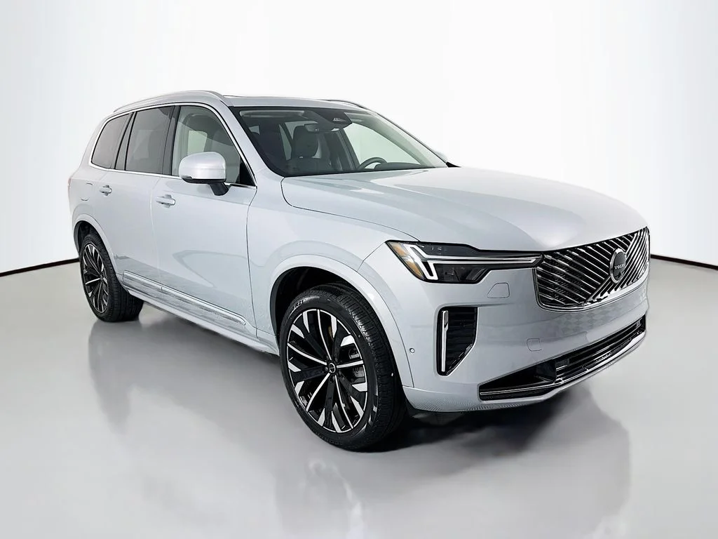 New 2026 Gray Metallic Volvo T8 Plus image 7