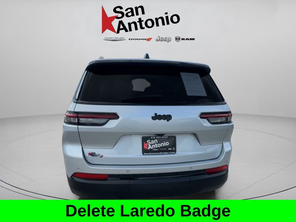 Used 2025 Silver Jeep Altitude X image 12