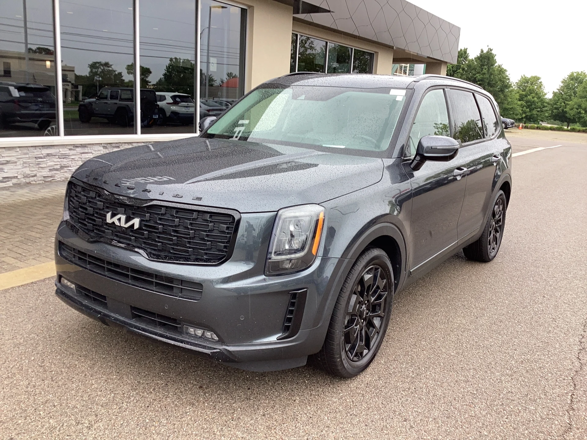 Used 2022 Gravity Gray Kia SX image 8