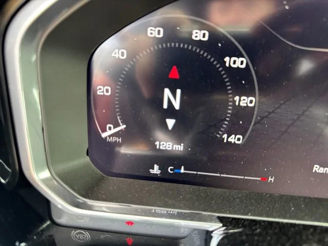 2026 GMC Sierra 1500 SLT - Photo 18