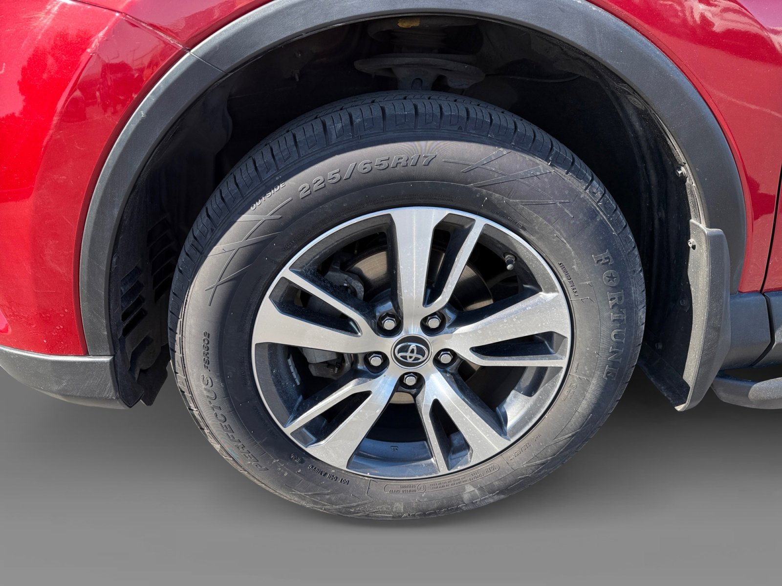 Used 2017 Barcelona Red Metallic Toyota XLE image 9