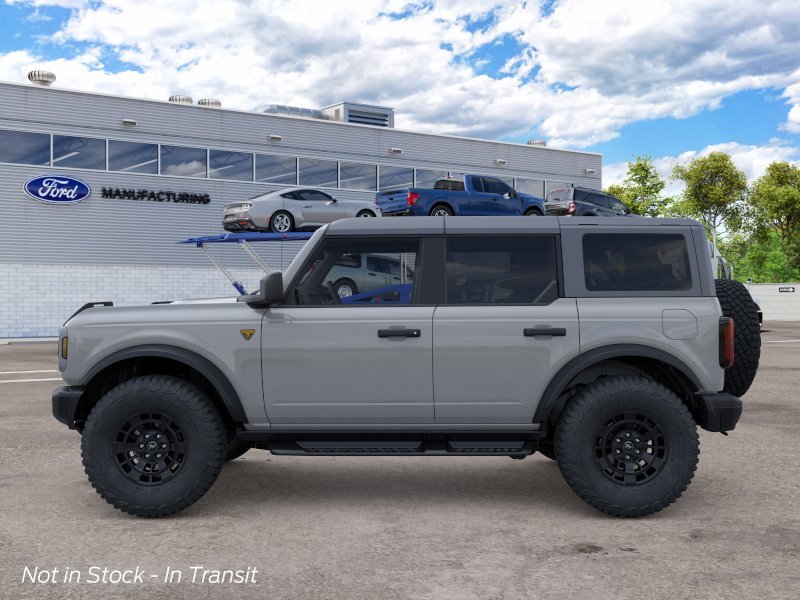 New 2026 Avalanche Gray Ford Badlands image 4