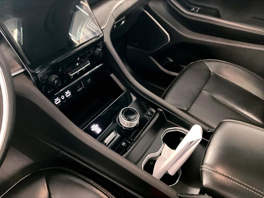 Used 2024 White Jeep 4xe image 20